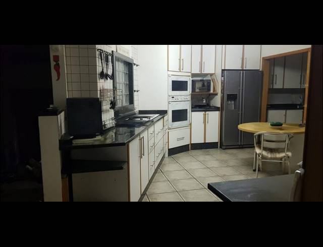 4 BEDROOM HOUSE FOR SALE IN KRUGERSDORP